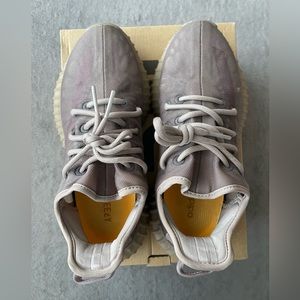 Yeezy Boost 350 V2 size US6 mono mist